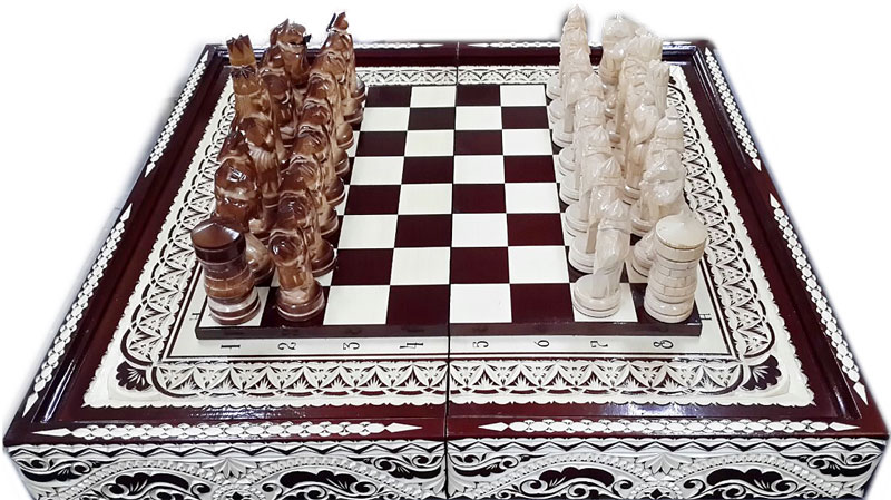Где купить деревянные шахматы в Москве